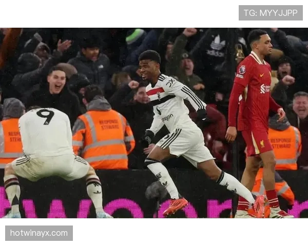 利物浦进攻选择问题显现,战术决策阶段影响球队稳定性 利物浦进攻选择问题显现,战术决策阶段影响球队稳定性